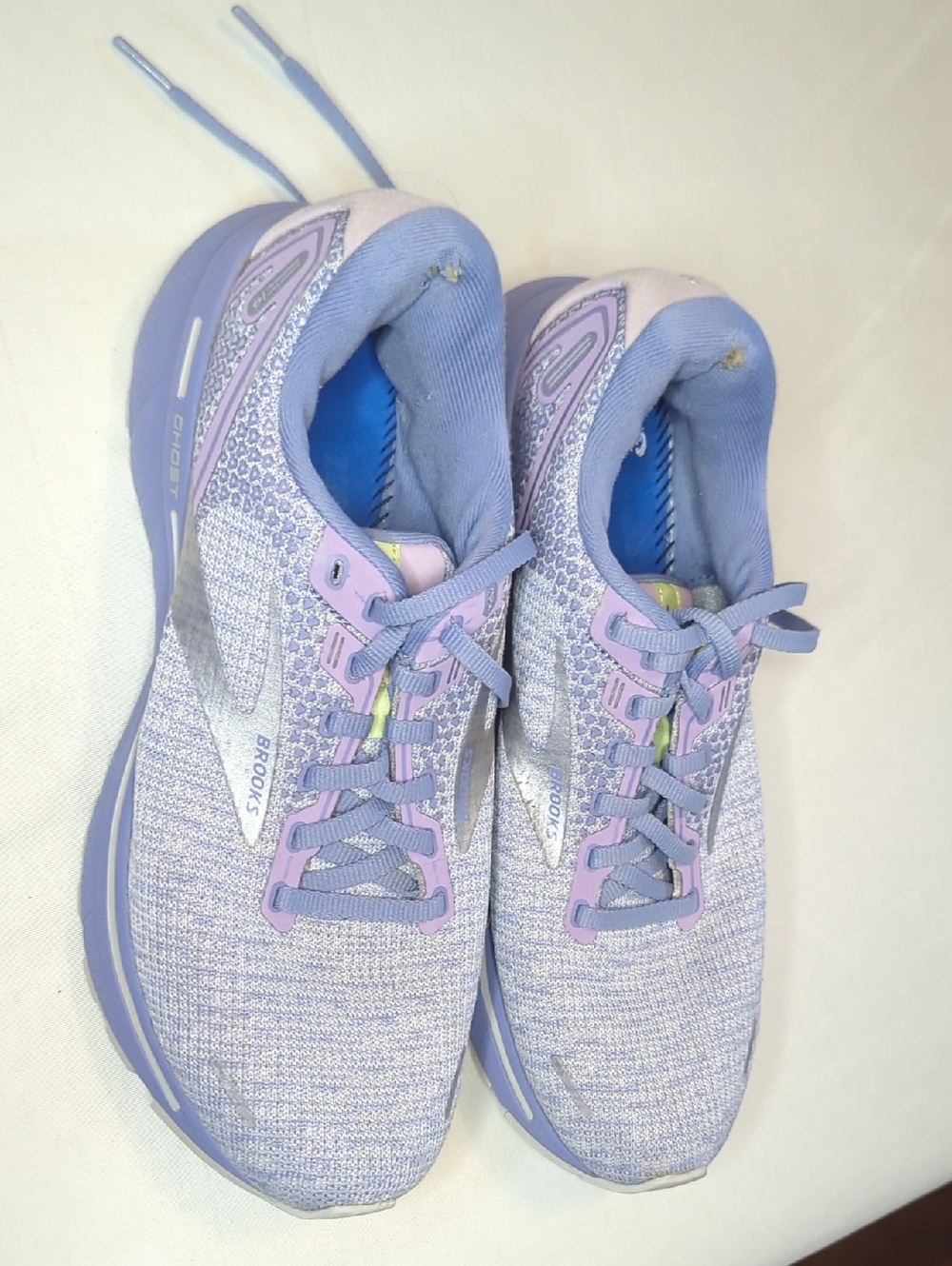 Brooks Women’s Lavender and Silver Athletic Running Shoes